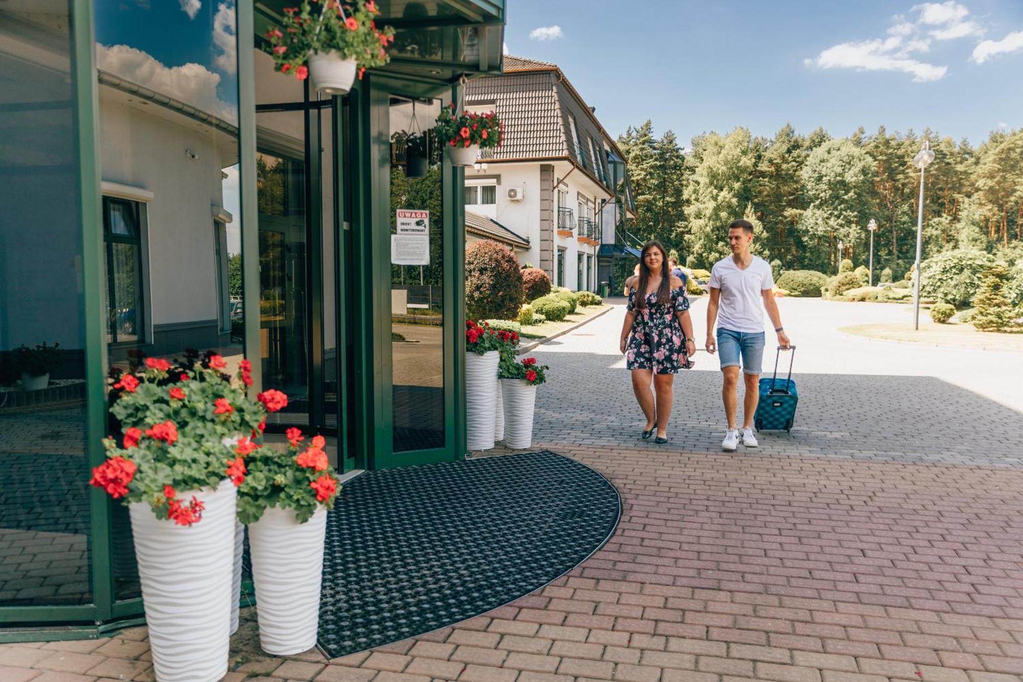Hotel Villa Verde Congress & Spa Zawiercie Nowe Dış mekan fotoğraf
